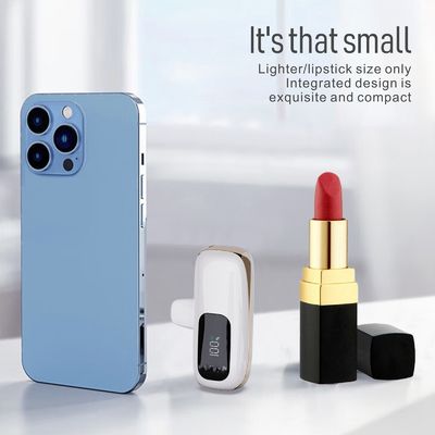 Giá tốt. 101g Lightweight Tail Plug Power Bank Với 5V/2.1A Output 1-2 giờ thời gian sạc trực tuyến