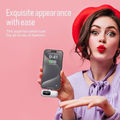 Giá tốt. Colorful Tail Plug Power Bank tùy chỉnh 4500mAh Với đầu ra sạc trực tuyến