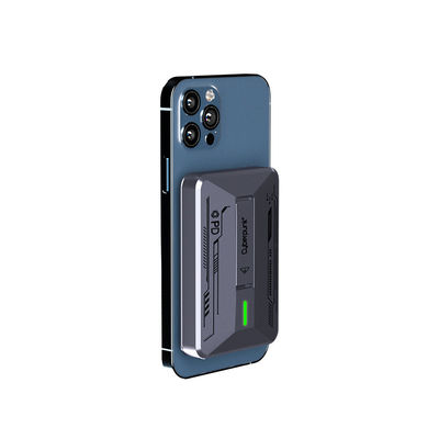 Giá tốt. Bộ sạc không dây gấp từ tính CE 5000mAh Magnet Power Bank Type C Output trực tuyến